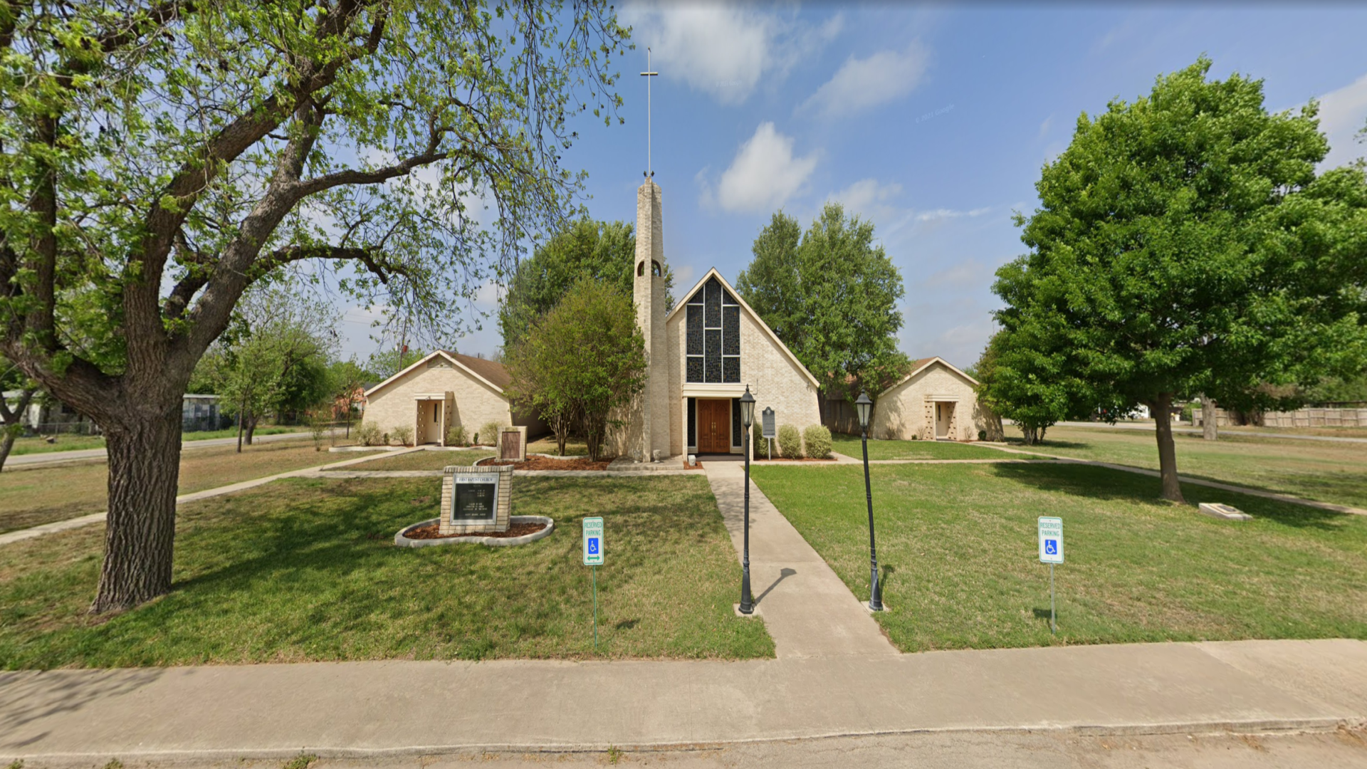 Street View of First Baptist Church Sabinal